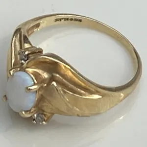 10K Marked Gold Ring