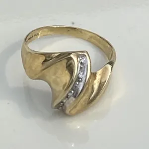 10K Marked Gold Ring