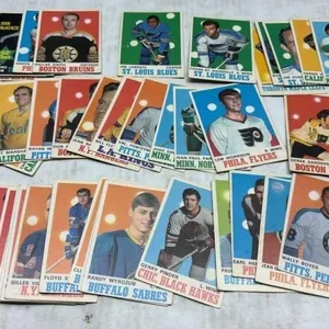 1970-71 Opeechee NHL hockey card lot
