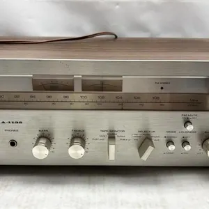 Akai Stereo Receiver AA-1135 Powers up