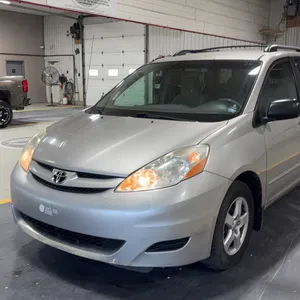 2010  Toyota  Sienna  CE FWD 7 Passenger