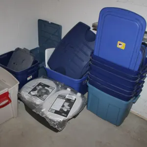 Storage Totes & Toilet Seats