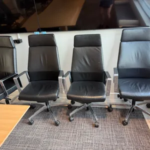 4 Leather & Chrome Adjustable Boardroom Chairs, like new