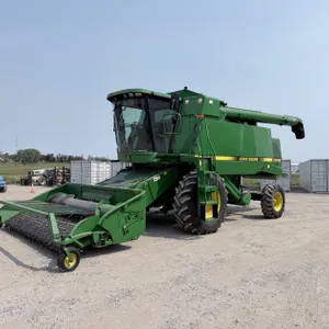 1989 John Deere 9500 Combine