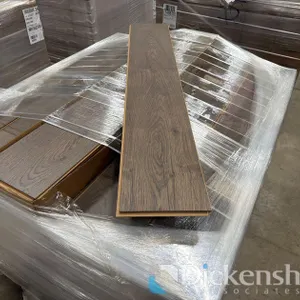 760.74 SQ. FT. MOHAWK LAMINATE PLANK- HDC WOODLAKE OAK