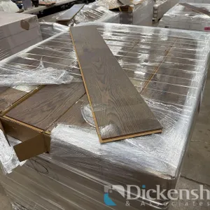 1104.30 SQ. FT. MOHAWK LAMINATE PLANK- HDC WOODLAKE OAK