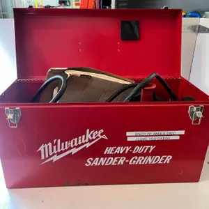 Milwaukee Heavy Duty 9" Sander