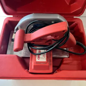 Close Cut Circular Saw