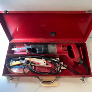 Milwaukee Heavy Duty Sawzall in Case