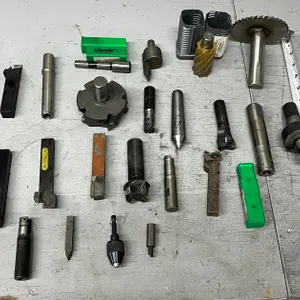 (23) Metalworking Lathe and Milling Tooling Assorted Cutters and Holders