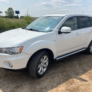 SUV & Truck Auction: Ford F-250, Chevrolet, GMC, Nissan, Jeep & More