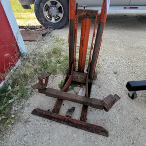 Hein-Werner Model 55 Hydraulic Transmission Jack, 1 1/2 Ton Capacity
