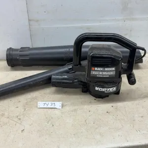 Black and Decker BV1000 Type 8 Vac 'N' Mulch Blower/Vacuum, 120V AC, 60Hz, 12A, and Attachments