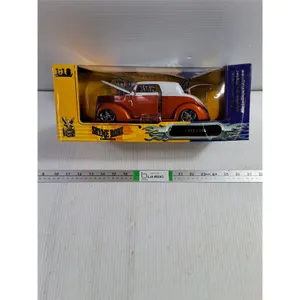 1:18 Die-Cast 1937 Ford (NIB)