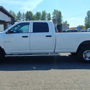 2011 DODGE/RAM 3500, CREW CAB P/U, LONG BOX, WHITE, VIN 3D73Y3CL9BG611940,