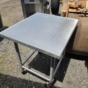 TABLE STAINLESS STEEL