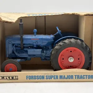 Ertl Fordson Super Major Tractor 1/16 Scale Die