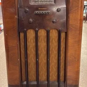 Westinghouse Floor Radio. Unknown Working