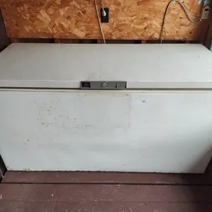 Chest freezer