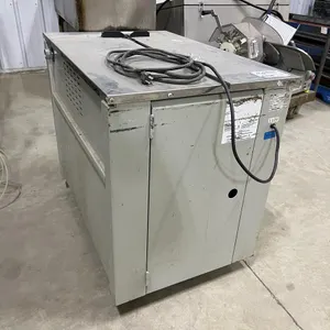 Uline H-2079 Strapping Machines
 UNRESERVED