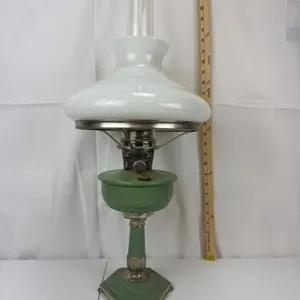 Aladdin Kerosene Lamp w/ Glass Chimney