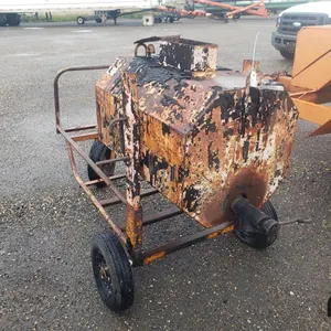 Hot Asphalt Tanker w/ Removable 3-Wheel Material Cart
 UNRESERVED