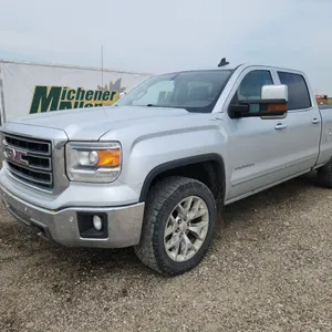 2015  GMC  Sierra 1500  4x4 SLT 4dr Crew Cab 6.5 ft. SB