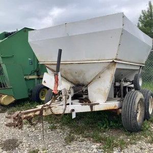Tandem Axle Fertilizer Spin Spreader **C-17**