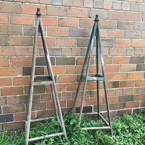 JACK STANDS