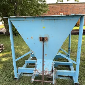 CONCRETE BUCKET 1/4 YARD