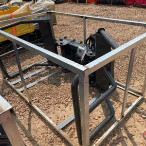 Skidsteer Hydraulic Bale Squeeze