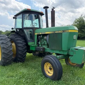 1982 John Deere 4440 Power Shift