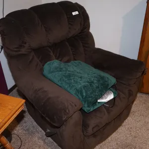 Reclining Rocking Chair with Electric Blanket
