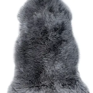 NATURALLY SHEEPSKINS SILVER GREY 44X22 -SU