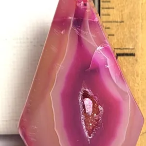3)  COLOUR TREATED ROSE/RED AGATE MINERAL