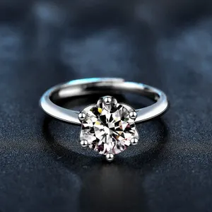 2 CT GRA CERTIFIED ROUND BRILLIANT MOISSANITE