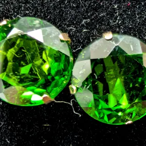 14K(0.73G), CHROME DIOPSIDE (2.53CT)EARRING, SUGGESTED RETAIL VALUE $800