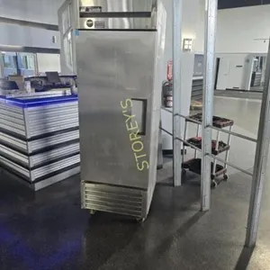 True S/S Single Dr Upright Cooler on Wheels - T-23
