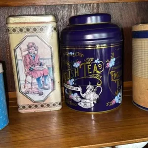 Assorted tin can set