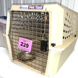 PET TAXI