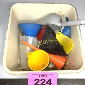 PLATIC FUNNELS
