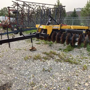 10' Ezee-On Model 1005 Heavy Duty Breaking Disc s/n: 44454 **0-308 and C-8**