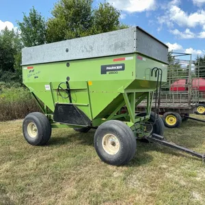 Parker 2600 Gravity Wagon w/ 16.5L-16.ISL Tires