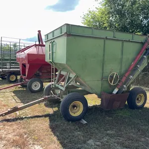 Green Gravity Wagon Seed Tender w/ Battery Powered Auger (Runs on Battery Clamps)