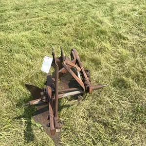 2 bottom plow 3 pt