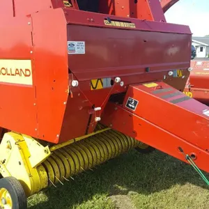 New Holland 650 Round Baler -  Abbotsford WI