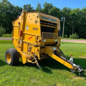 Vermeer 5400 Round Baler - Prairie Farm