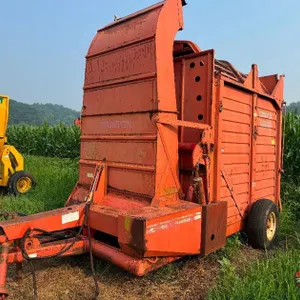 Hesston Stacker - Melrose WI