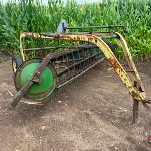 John Deere 896A Hay Rake