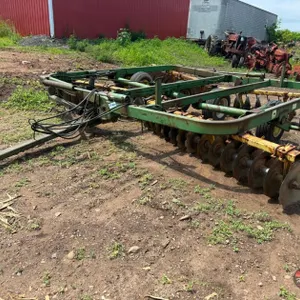 John Deere 220 22' Disk